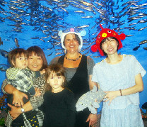 Naomi AU Seno sensei and Chiba sensei visit Enoshima Aquarium